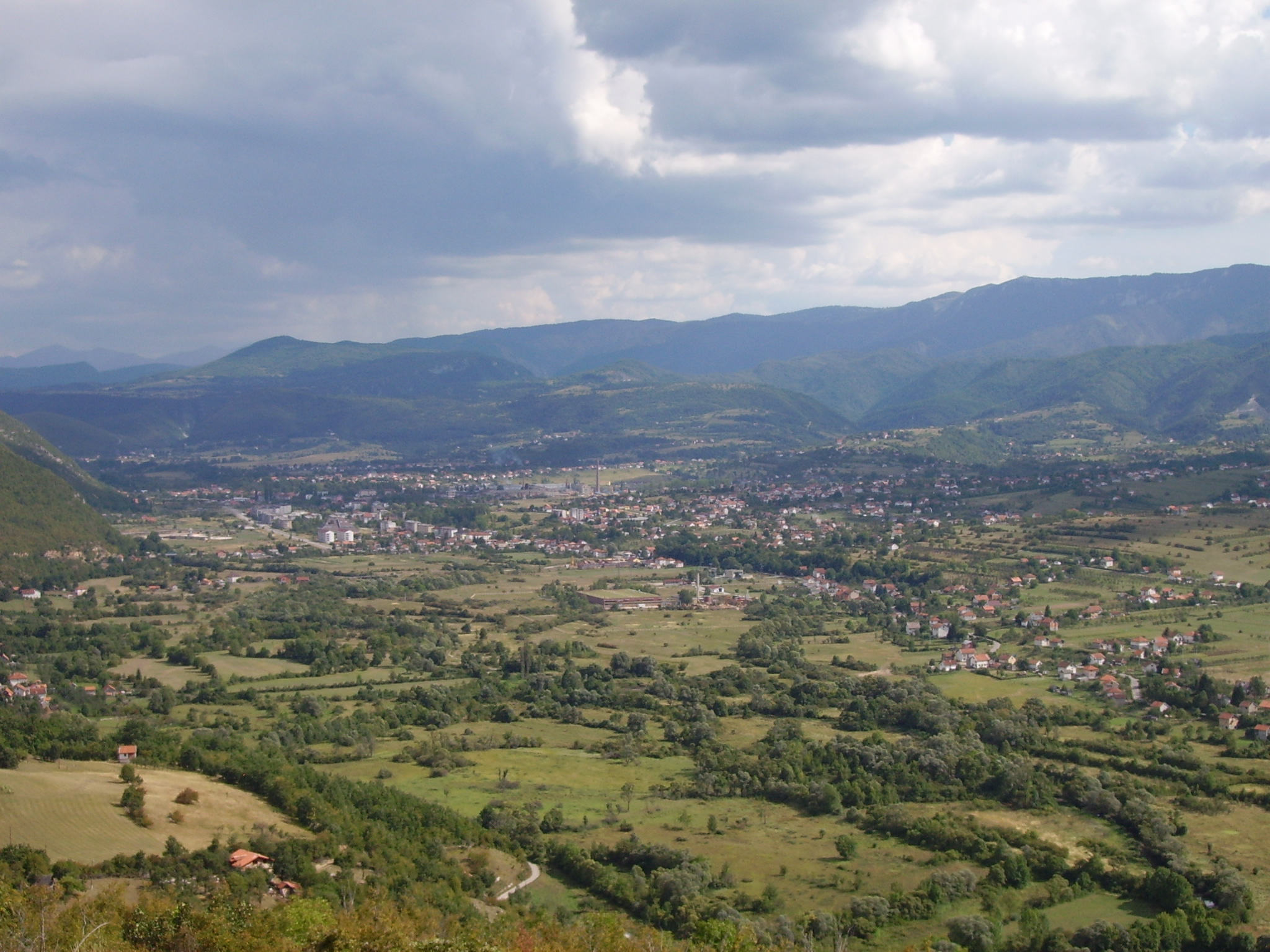 Drvar (Дрвар) (Photo license CC-BY-SA 3.0)